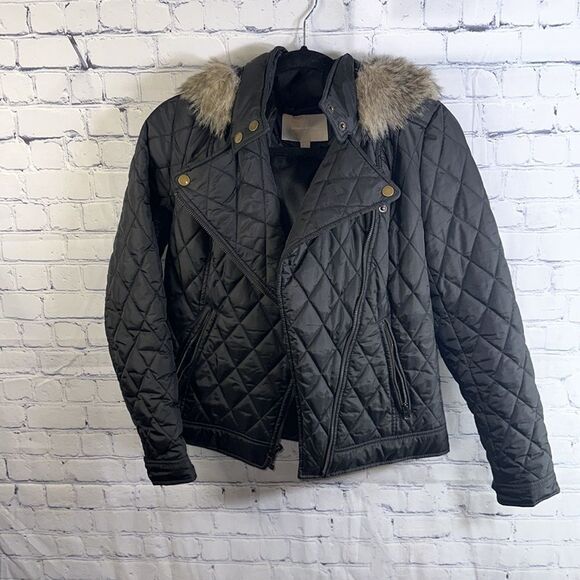 ✨ Banana Republic Hooded Quilted Puffer Jacket - Size Small, Perfect Condition - Picture 2 of 4